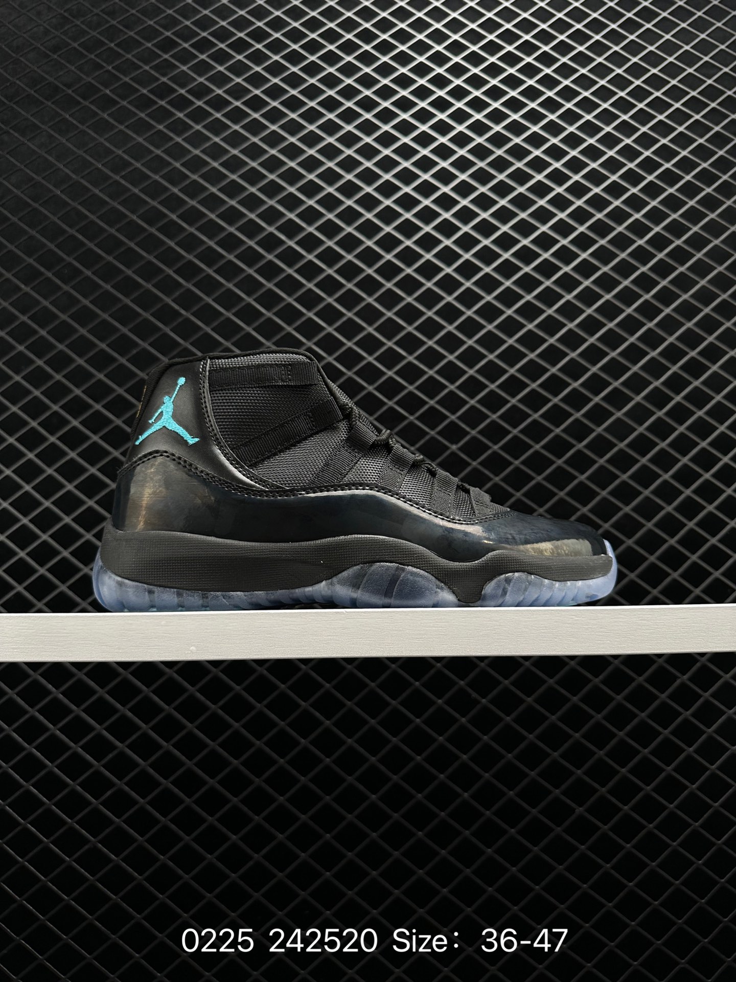 Air Jordan 11 Low “Legend Blue”